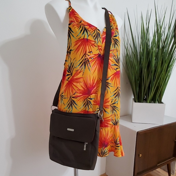 Baggallini Brown crossbody purse - Picture 1 of 8